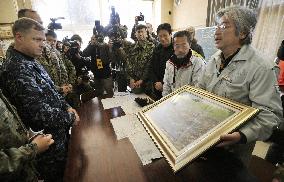 Oshima islanders thank U.S. military for relief efforts