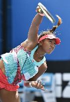 Osaka cruises to 2nd round in Australian Open