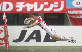 Rugby: Japan's pace fells Oaks