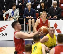 Tokyo Gov., British PM watch wheelchair basketball game