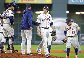 Dodgers beat Astros 6-2 in World Series Game 4