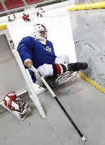 Paralympics: Japan's ice hockey team