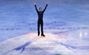 Lysacek wins gold at Vancouver Olympics