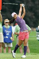 Miyazato jumps into 3rd at LPGA C'ship, but to lose world No. 1 s