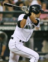 Mariners' Ichiro goes 1-for-3 against White Sox