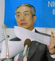 Nippon Paper eyes equity stake in Hokuetsu to block Oji bid