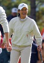 Miyazato advances to finals in Elleair Ladies Open golf