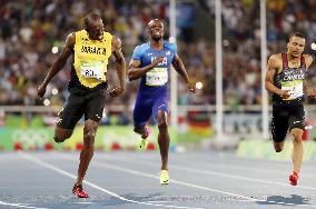 Olympics: Bolt wins 200m to complete sprint double