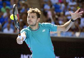 Wawrinka wins 4th-round match at Australian Open tennis