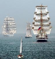 Sailing ships parade to mark 150th anniv. of Kobe port