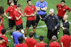 Soccer: Japan gear up for crunch World Cup q'fier vs Australia