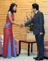 Miss Universe Japan meets PM Abe