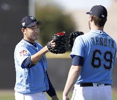 Baseball: New Mariners pitcher Kikuchi