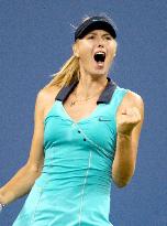 Sharapova advances to 2nd round in U.S. Open tennis