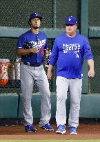 Baseball: Los Angeles Dodgers pitching practice