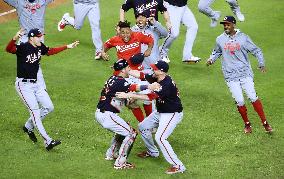 Baseball: World Series Game 7