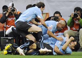 Uruguay vs S. Korea in World Cup round of 16