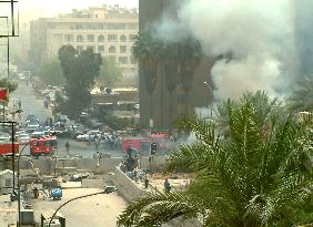 6 killed, 16 hurt in car bomb in Baghdad