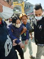 Search-and-rescue operations at quake-hit Taiwan site