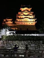 Himeji Castle lit up to mark World Alzheimer's Day