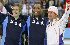 America's Davis wins gold in men's 1,000-m speed skating