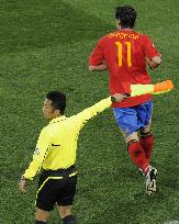 Spain beat Honduras 2-0 in World Cup Group H match