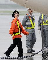 Japan's 1st female airline captain