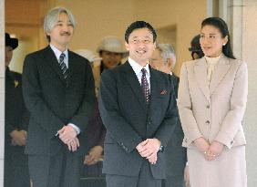 Crown Prince Naruhito leaves Japan for Vietnam