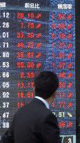 Stocks reach multiyear highs on currency, economic prospects
