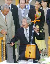 Koizumi in Mongolia