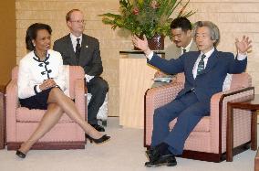 Rice meets with Koizumi