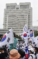 Supporters of ex-S. Korean President Park