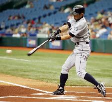 Ichiro homers on 1,000th major league appearance