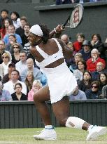 Serena Williams advances to quarterfinals at Wimbledon