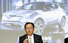 Toyota's group net profit falls in April-June as strong yen bites