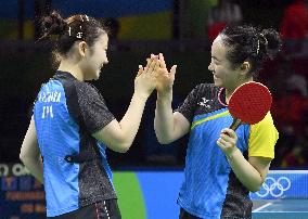 Olympics: Japanese pair wins in table tennis team event