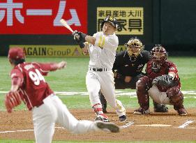 Baseball: Hawks close in on Japan Series