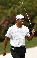 Tiger at 5th in third round of Masters