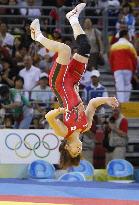 Olympics: Japan's Yoshida wins 55-kg wrestling gold