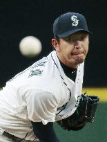 Iwakuma has quality start but takes loss