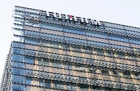 Fujifilm head office