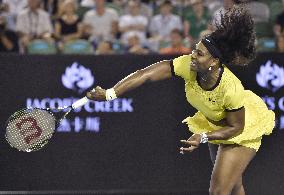 Williams beats Radwanska in Australian Open semifinal