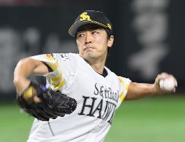 FEATURE: Baseball: Two seam or not two seam is question for Hawks' Wada