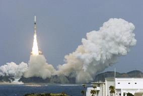 Japan successfully launches satellites to complete spy system