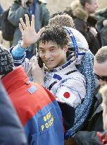 3 astronauts return from ISS after 4-month mission