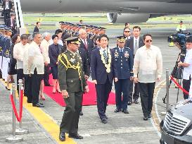 Japanese Prime Minister Abe in Manila for two-day visit