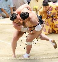 Sumo: Hakuho wins 39th career title at Nagoya tournament