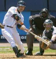 Mets' Matsui goes 3-for-4 against Yankees