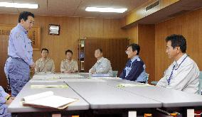 PM Noda visits typhoon-affected Wakayama Pref.