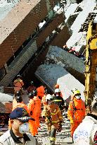 Search-and-rescue operations at quake-hit Taiwan site